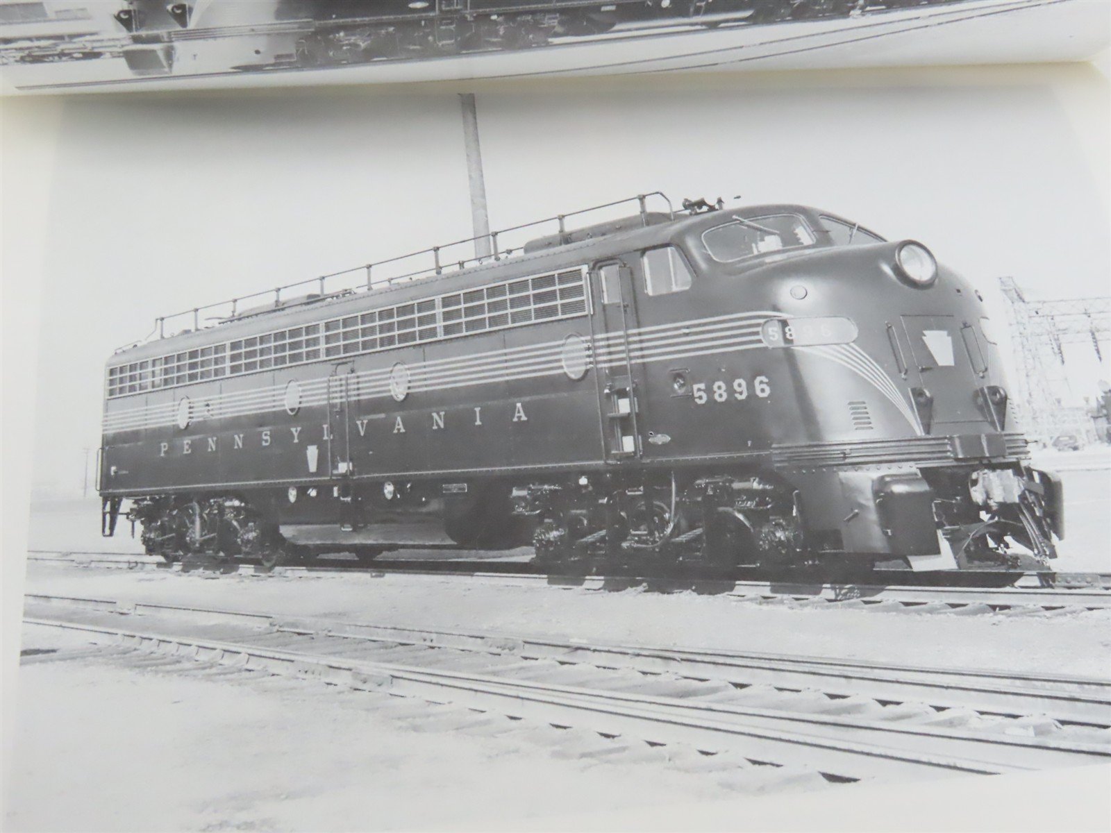 General Motors First Generation Diesel-Electric Locomotives Vol. 1 by Kerr Â©1982