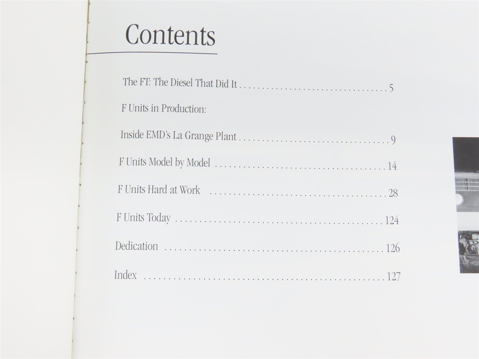 F Units: The Diesels That Did It by Jeff Wilson Â©2000 SC Book