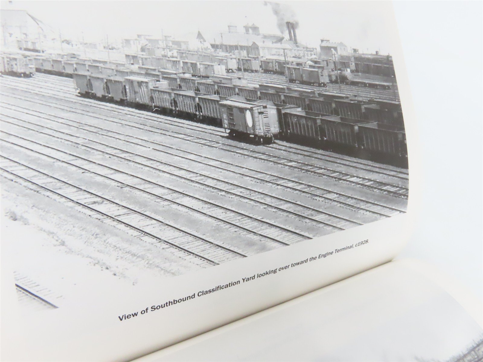Potomac Yard: The Gateway Between the North & the South by James E. Foley Â©2013