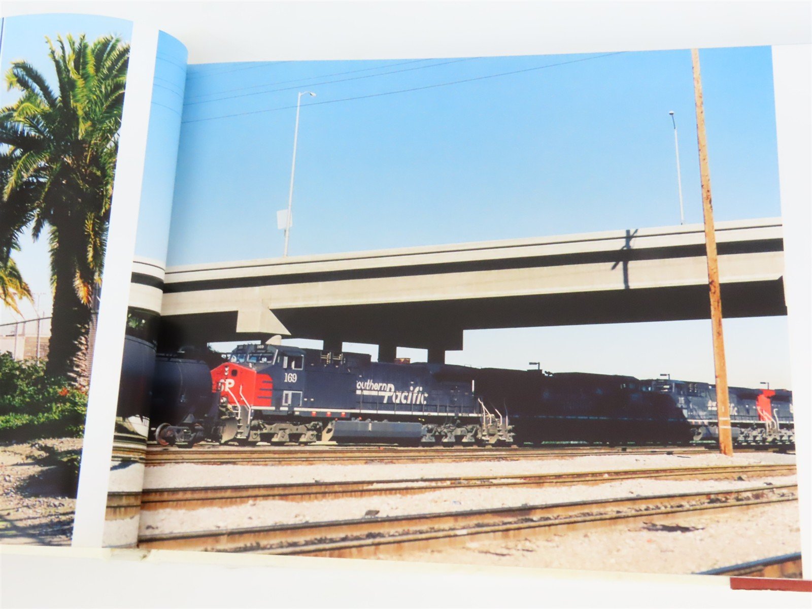 5453: Some Trains in America by Andrew Cross Â©2002 HC Book