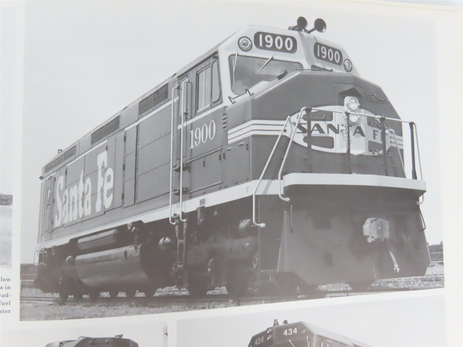 Model Railroader Cyclopedia Vol. 2: Diesel Locomotives by Hayden Â©1980 SC Book