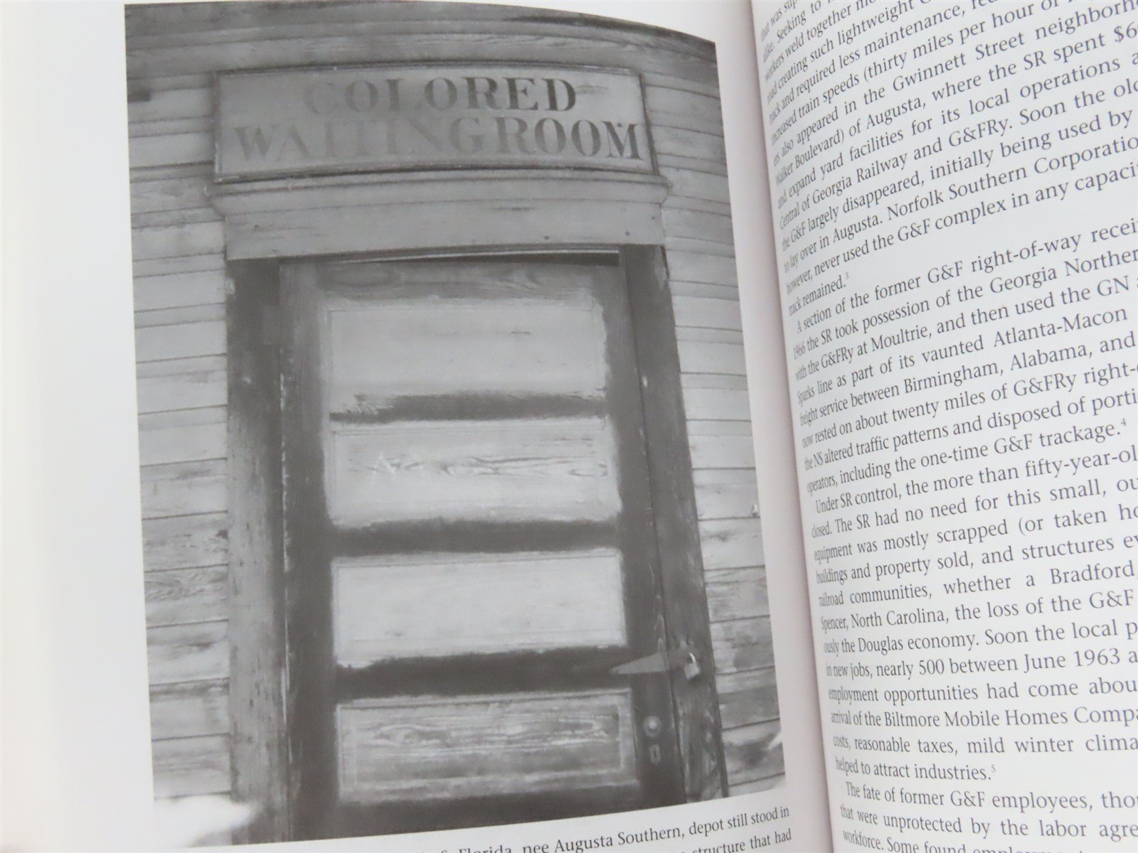 Rails through the Wiregrass by H. Roger Grant ©2006 HC Book
