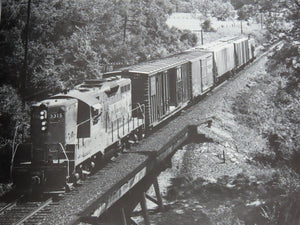 Southern Pacific Review 1978-79 by Joseph A. Strapac Â©1979 SC Book