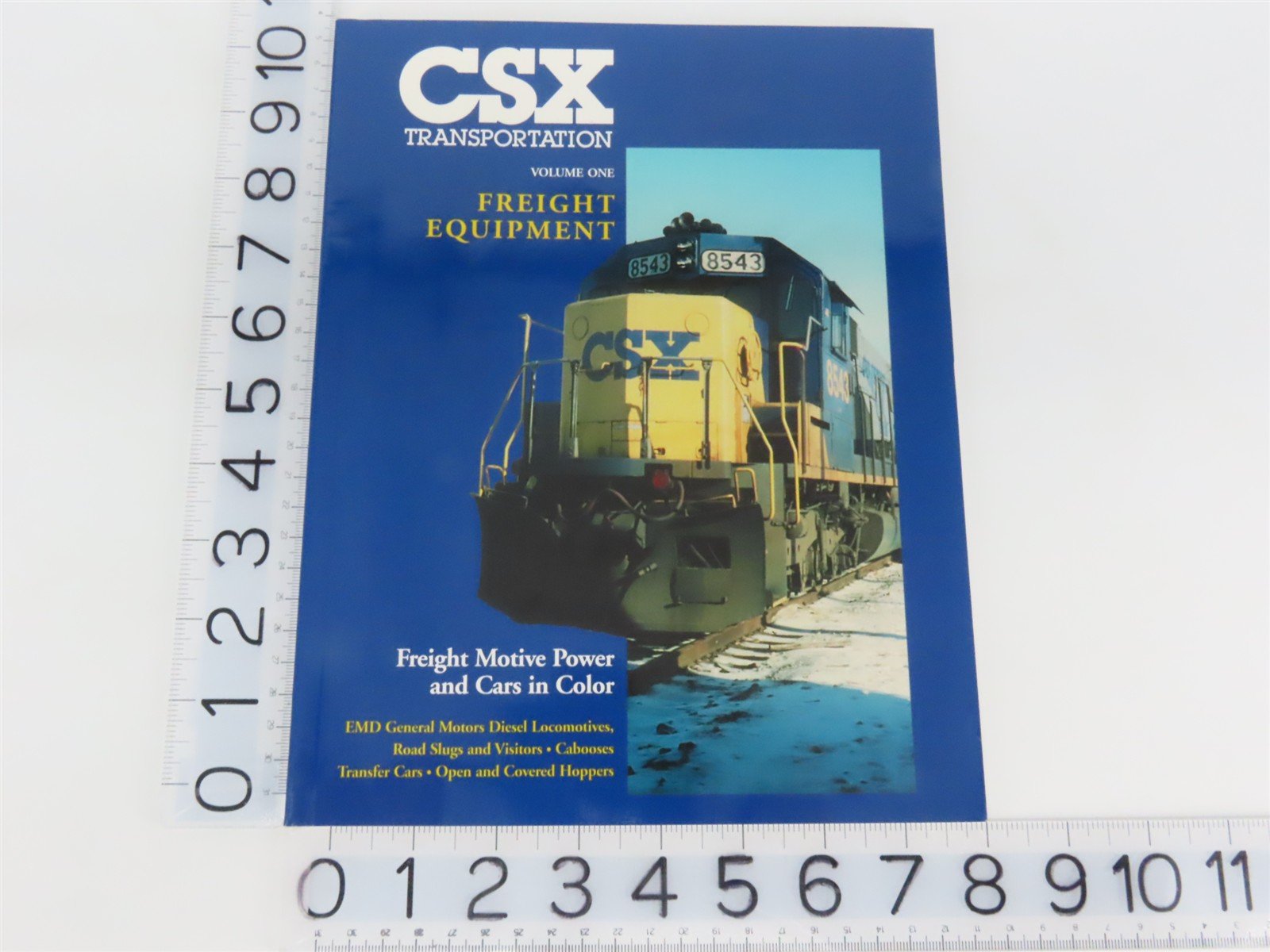 CSX Transportation Vol. 1: Freight Equipment by Allen Helpler Â©2001 SC Book