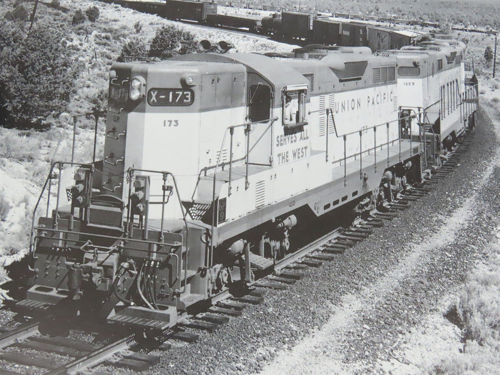 GM's Geeps: The General Purpose Diesels by Paul D. Schneider ©2001 SC Book
