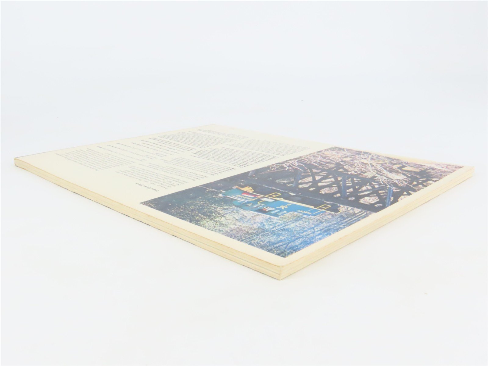 Trains Trestles & Tunnels by Lou Harshaw Â©1980 SC Book