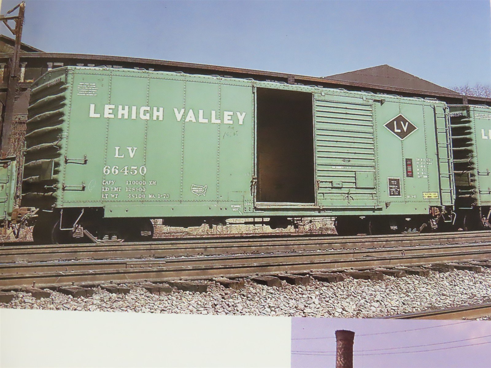 Classic Freight Cars Vol. 7: More 40 Ft. Box Cars by Maywald ©1994 SC Booklet
