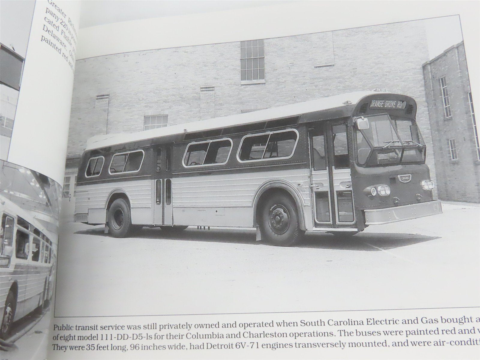 Flexible Transit Buses 1953-1995 Photo Archive by John McKane Â©2001 SC Book