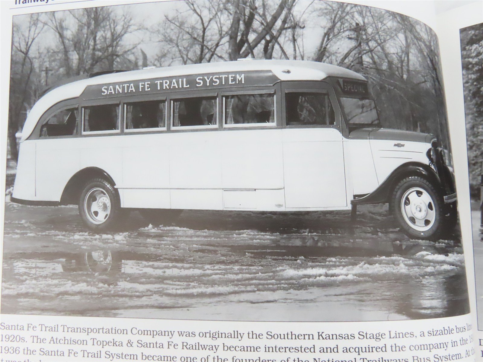 Trailways Buses 1936-2001 Photo Archive by William A. Luke Â©2000 SC Book