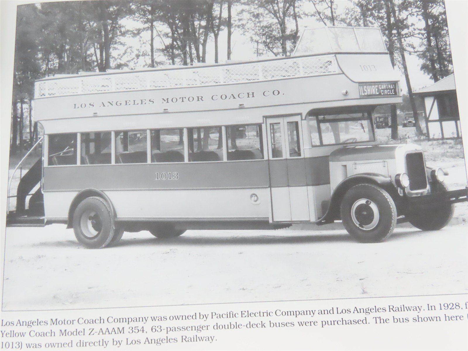Yellow Coach Buses 1923-1943 Photo Archive by William A. Luke Â©2001 SC Book