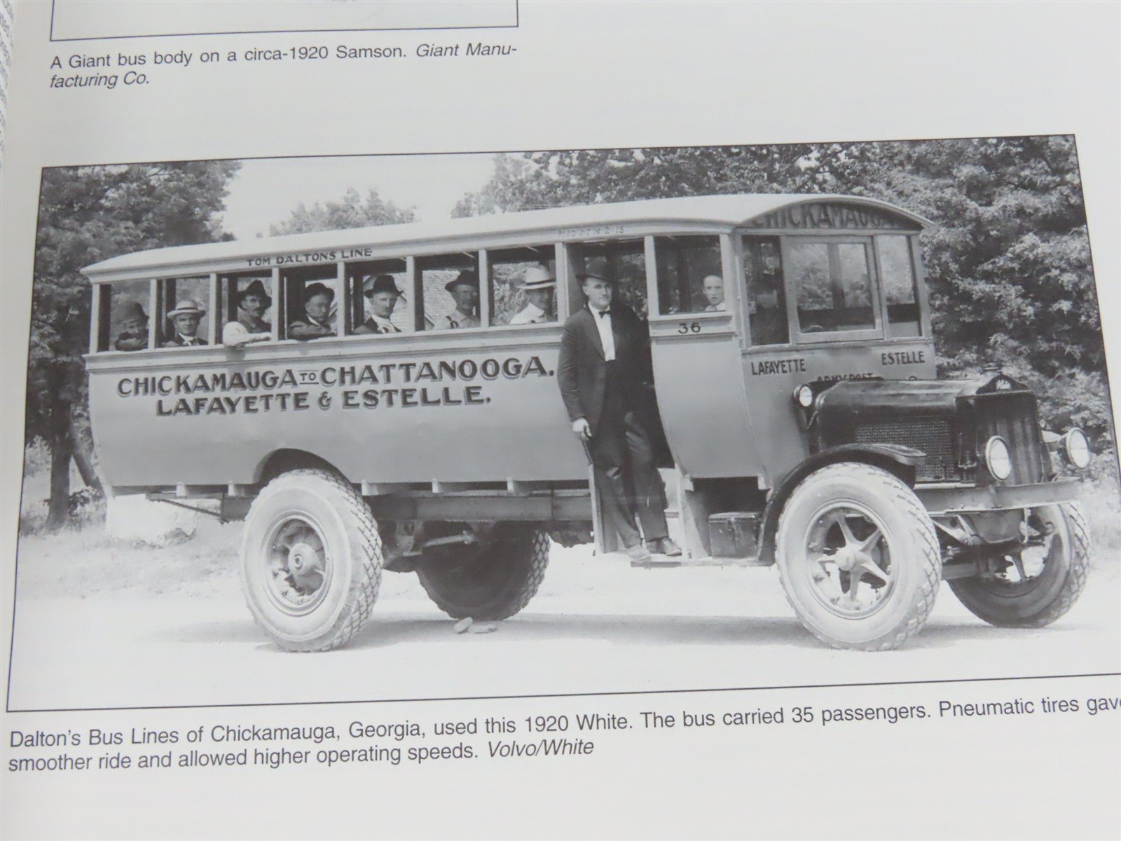 The Crestline Series - American Buses by Donald F. Wood Â©1998 SC Book