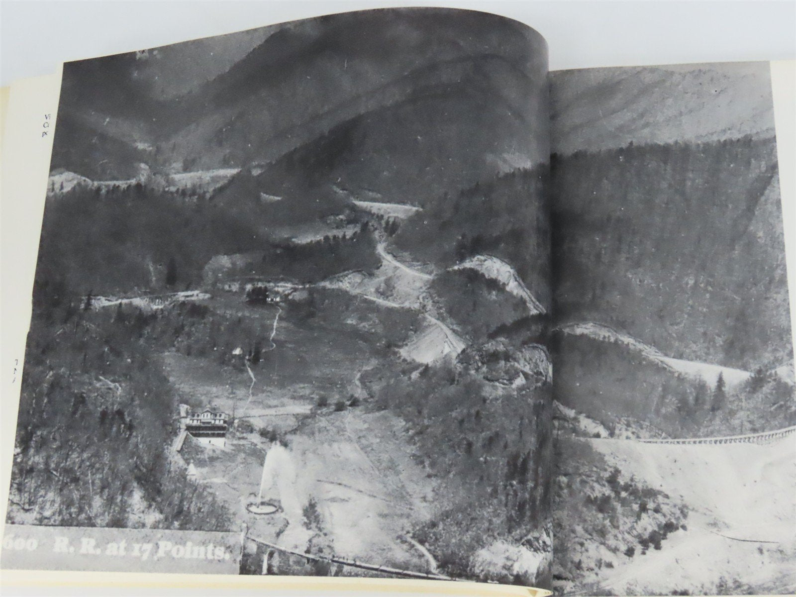 Crossties Through Carolina by John F. Gilbert & Grady Jefferys Â©1982 SC Booklet