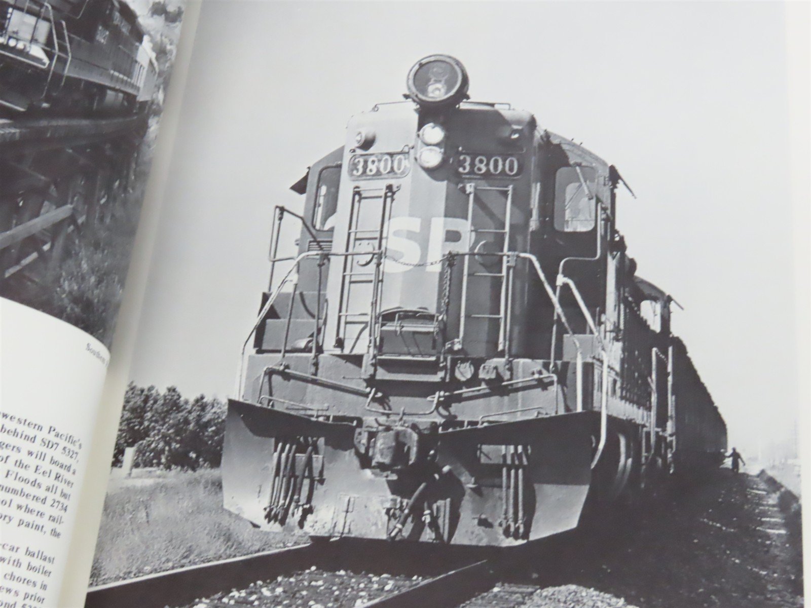 Southern Pacific - Motive Power Annual 1973 by Joseph A Strapac Â©1975 SC Booklet