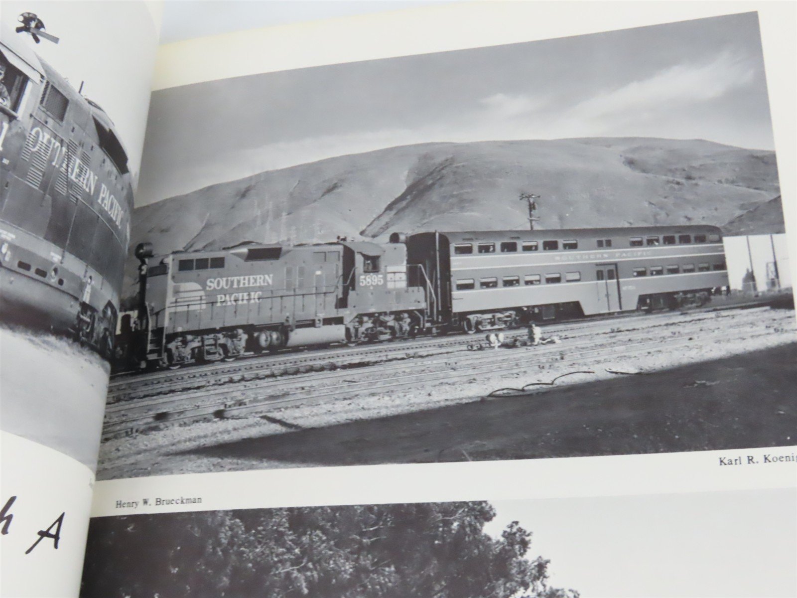 Southern Pacific - Motive Power Annual 1973 by Joseph A Strapac Â©1975 SC Booklet