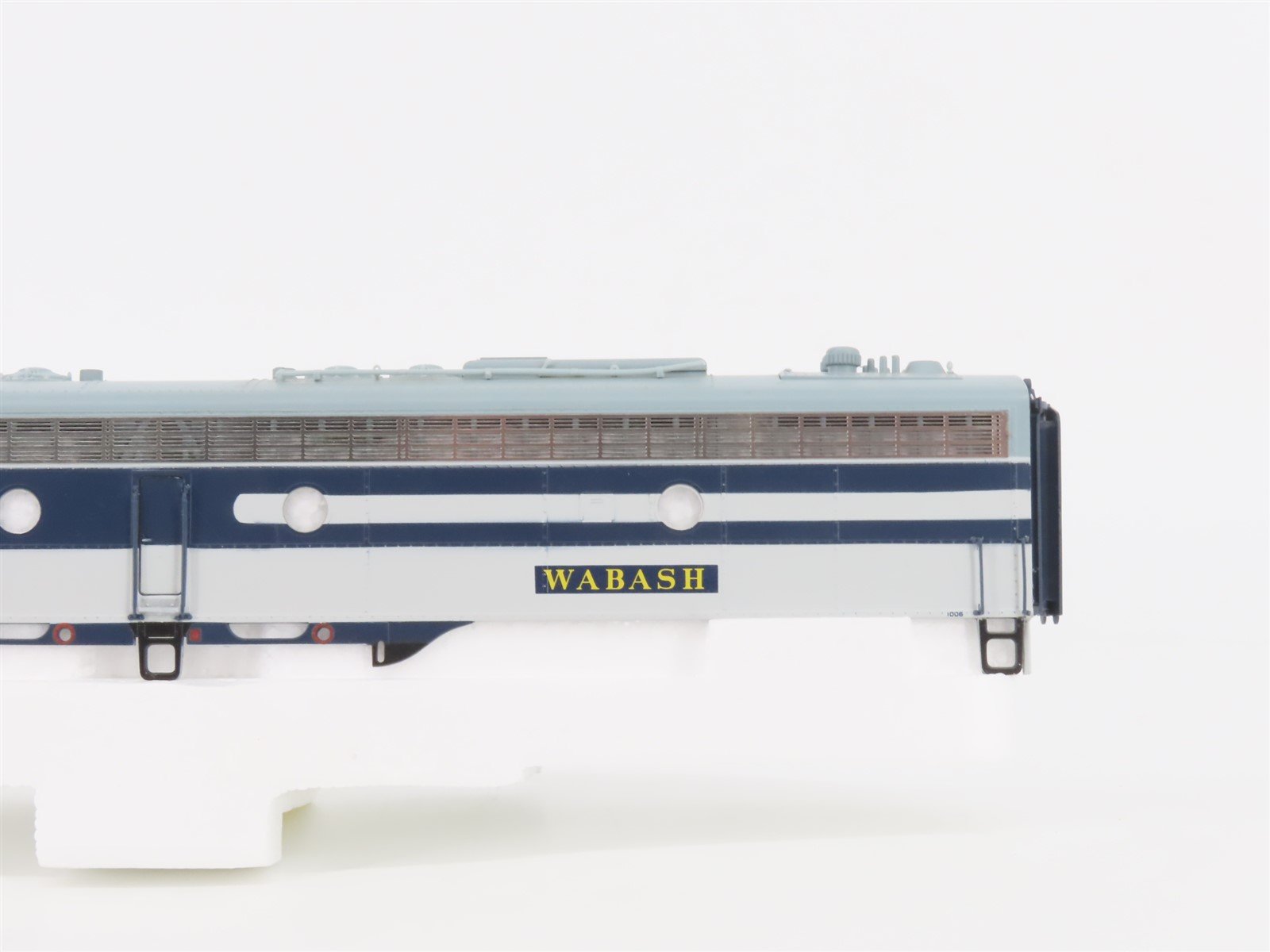 HO Scale Proto 2000 8198 WAB Wabash EMD E8/9A Diesel Locomotive #1006