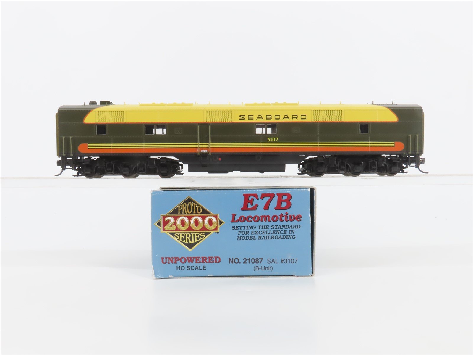 HO Scale Proto 2000 21087 SAL Seaboard Air Line EMD E7B Diesel #3107 - Unpowered