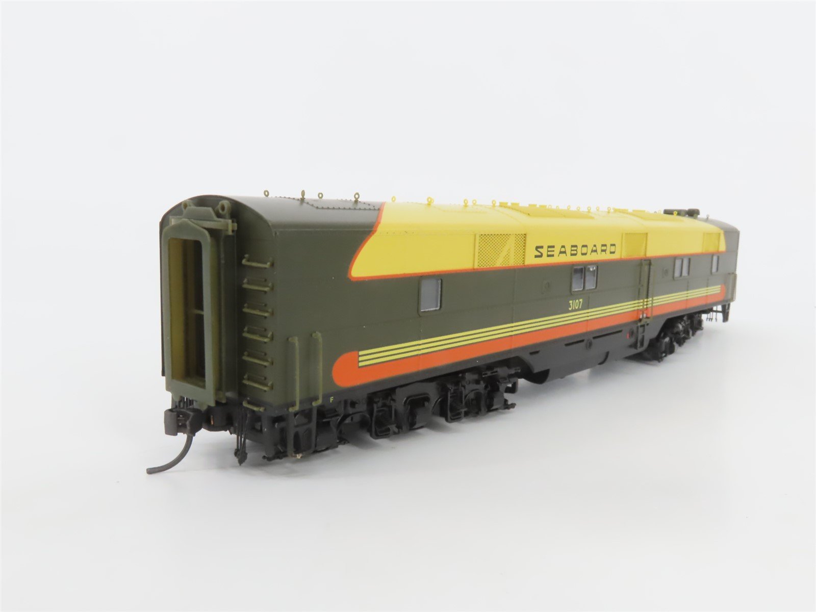 HO Scale Proto 2000 21087 SAL Seaboard Air Line EMD E7B Diesel #3107 - Unpowered