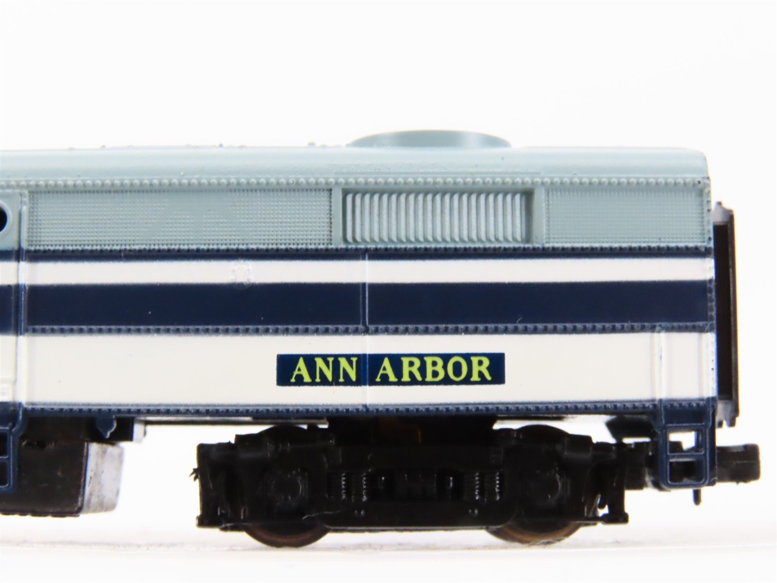 N Scale Life-Like 7938 AA Ann Arbor ALCO FA2 Diesel Locomotive #52