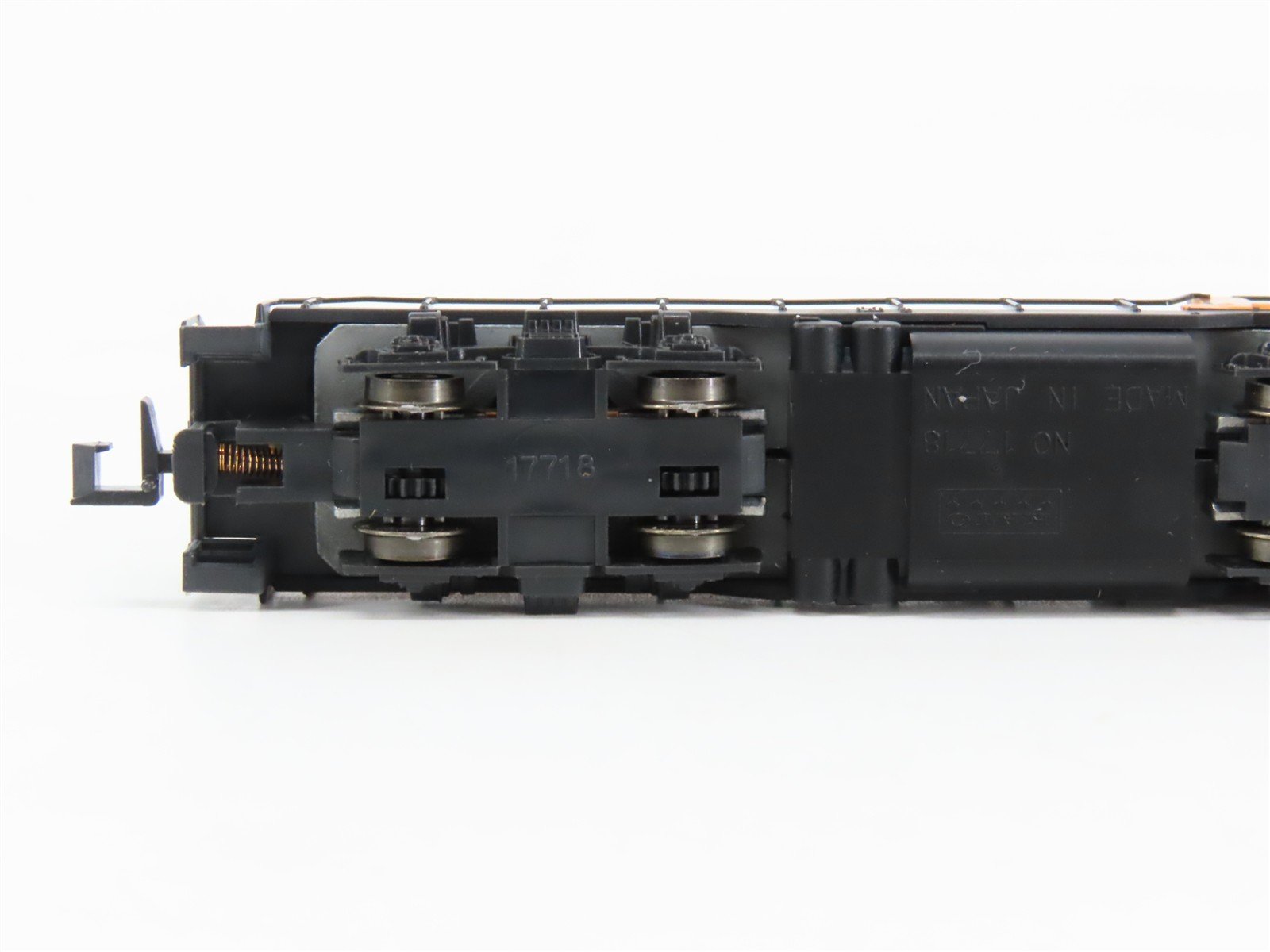 N Scale KATO 17718-4 GN Great Northern EMD GP7 Diesel Locomotive #616