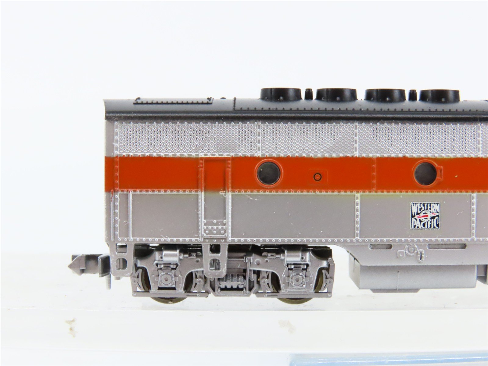N Scale KATO 176-084 WP Western Pacific EMD F3B Ph II Diesel No# - Custom