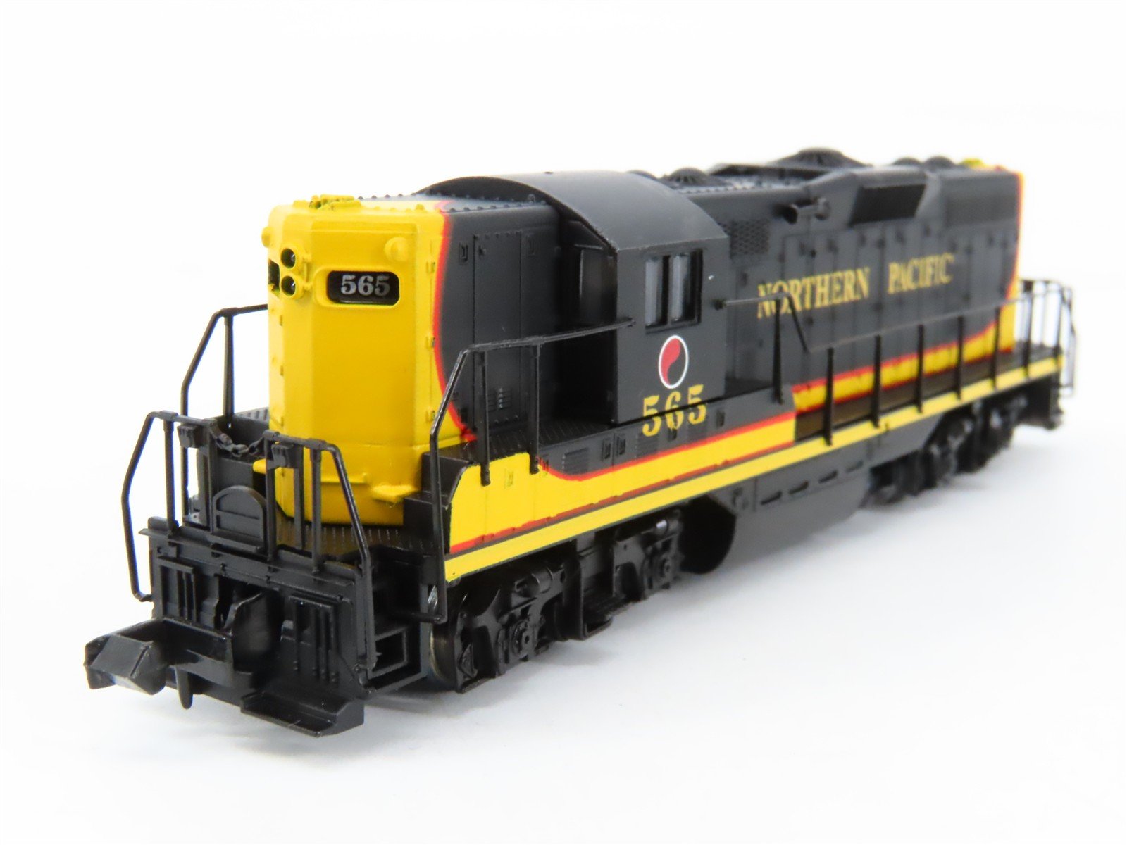 N Scale Atlas 48219 NP Northern Pacific EMD GP7 Ph. 2 Diesel Locomotive #565