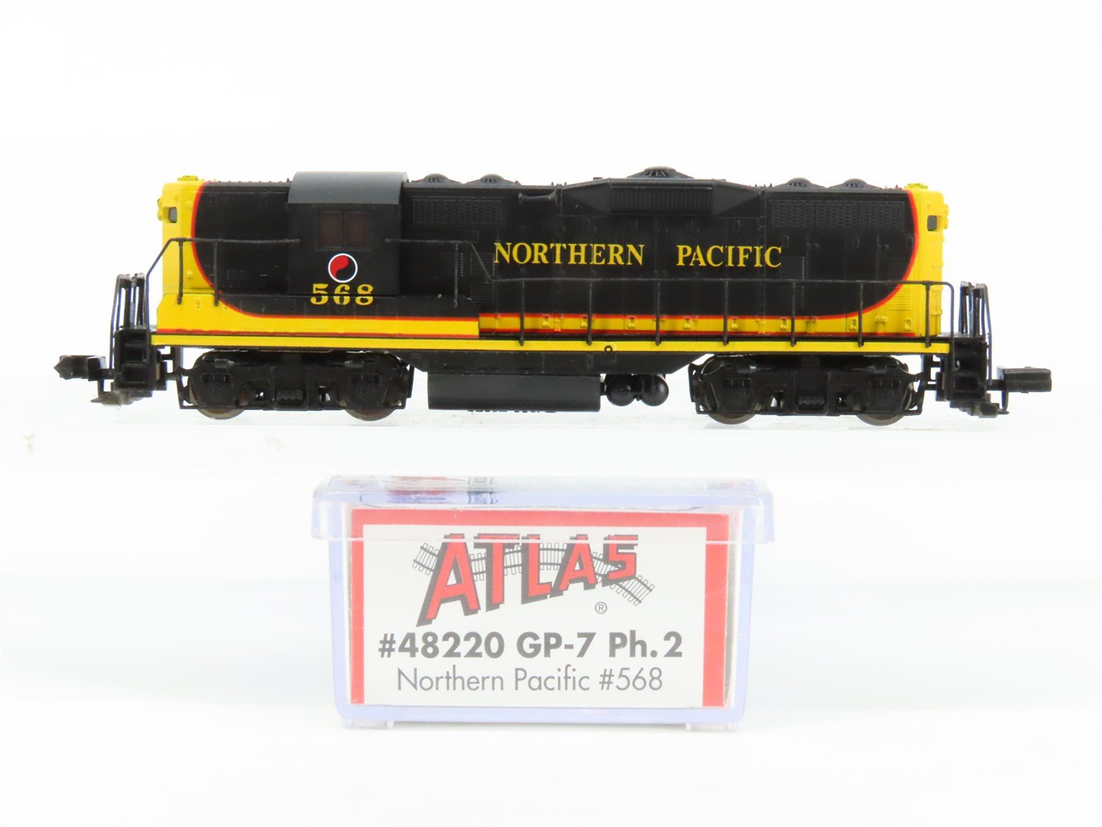 N Scale Atlas 48220 NP Northern Pacific EMD GP7 Ph. 2 Diesel Locomotive #568