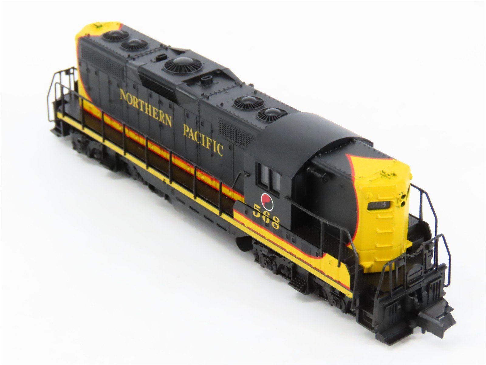 N Scale Atlas 48220 NP Northern Pacific EMD GP7 Ph. 2 Diesel Locomotive #568