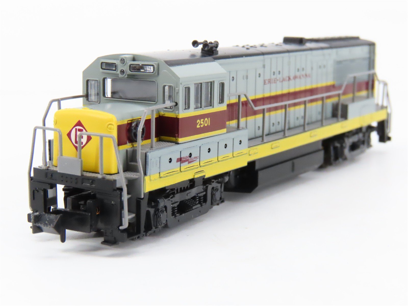 N Scale Atlas/KATO 4472 EL Erie Lackawanna GE U25B Ph. IIb Diesel #2501
