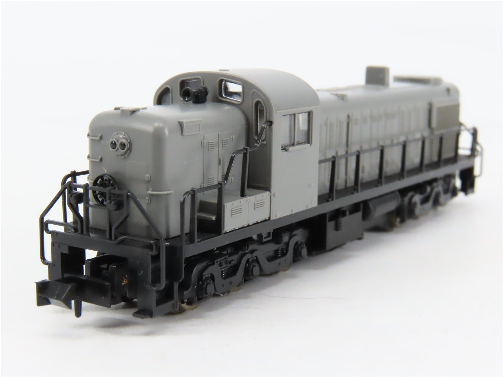 N Scale Atlas/KATO 4230 Undecorated ALCO RSD4/5 Diesel Locomotive