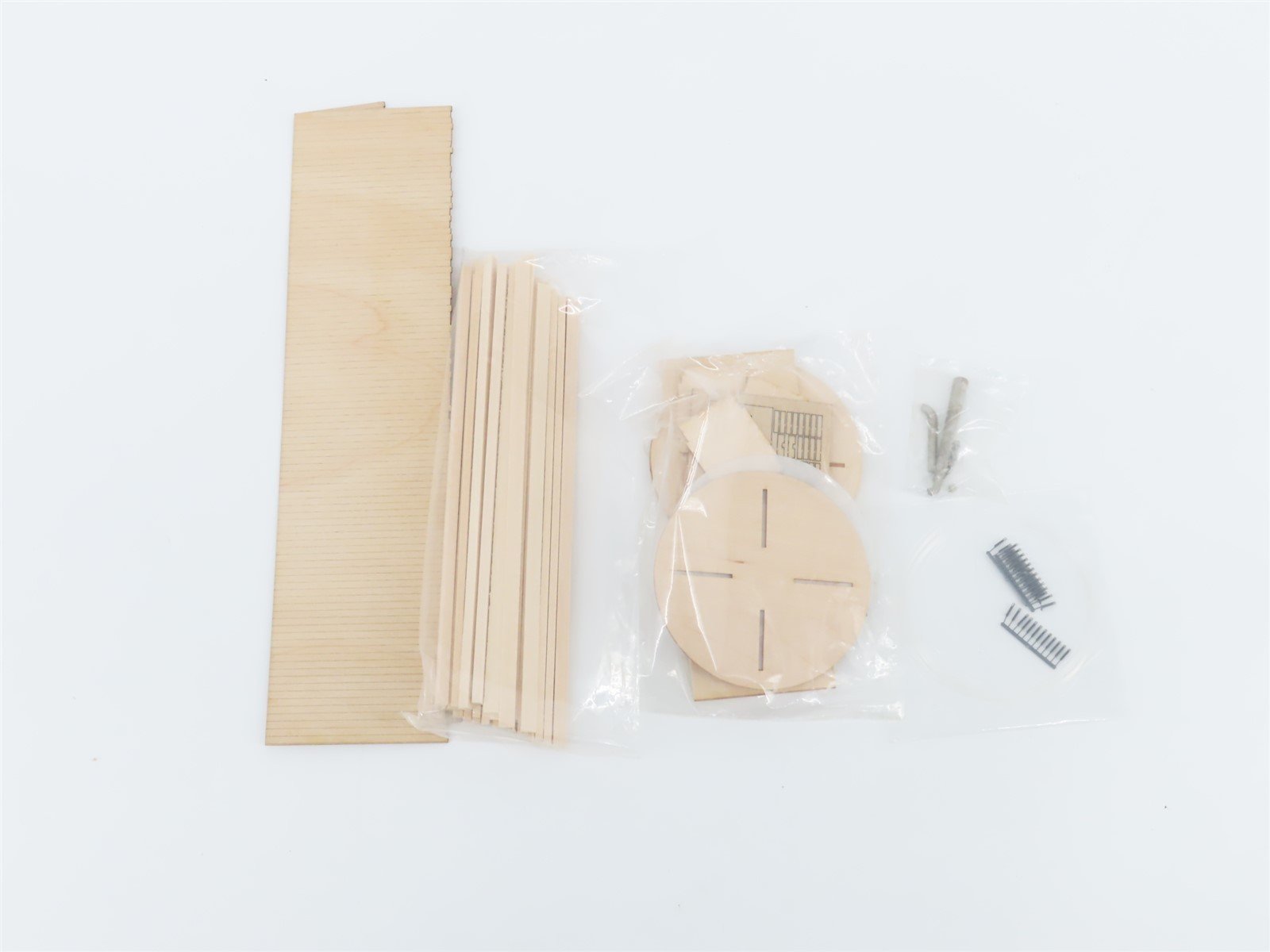 O Scale Banta Modelworks BNW-104-106 Camp 8 or Powderhouse Tank Kit
