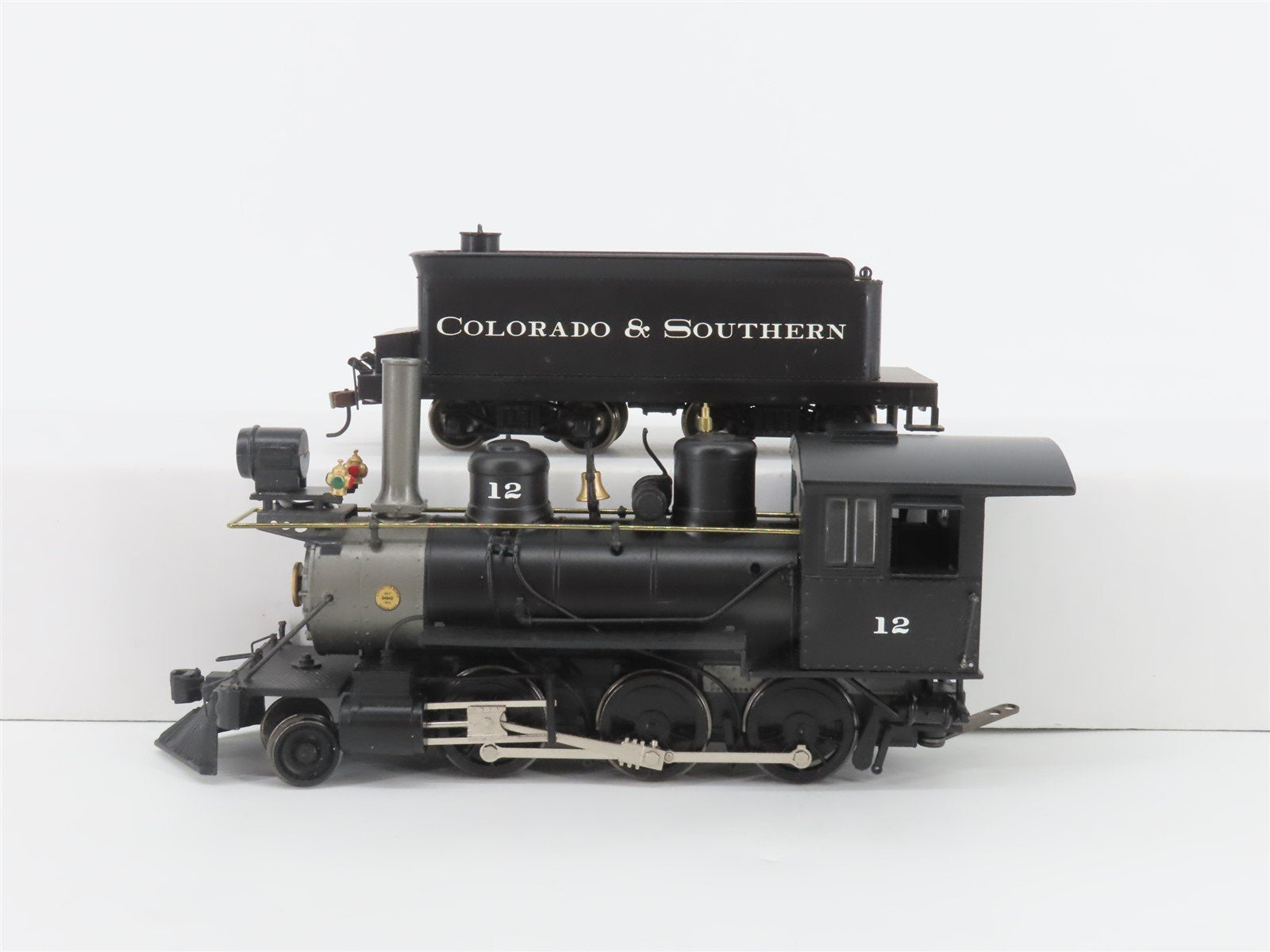 On30 Scale Bachmann C&S Colorado & Southern 2-6-0 Steam Locomotive #12