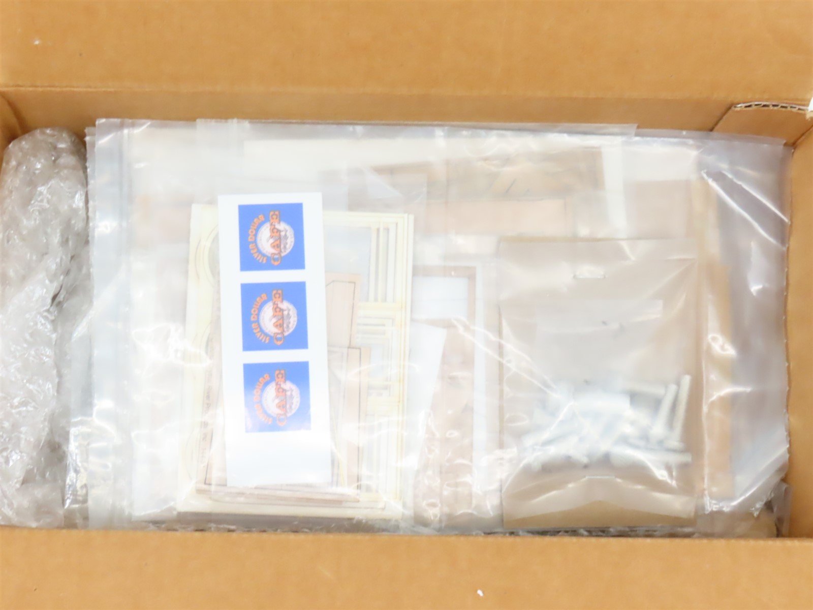 O 1/48 Scale Crystal River Products Kit 144-31 Silver Dollar Cafe