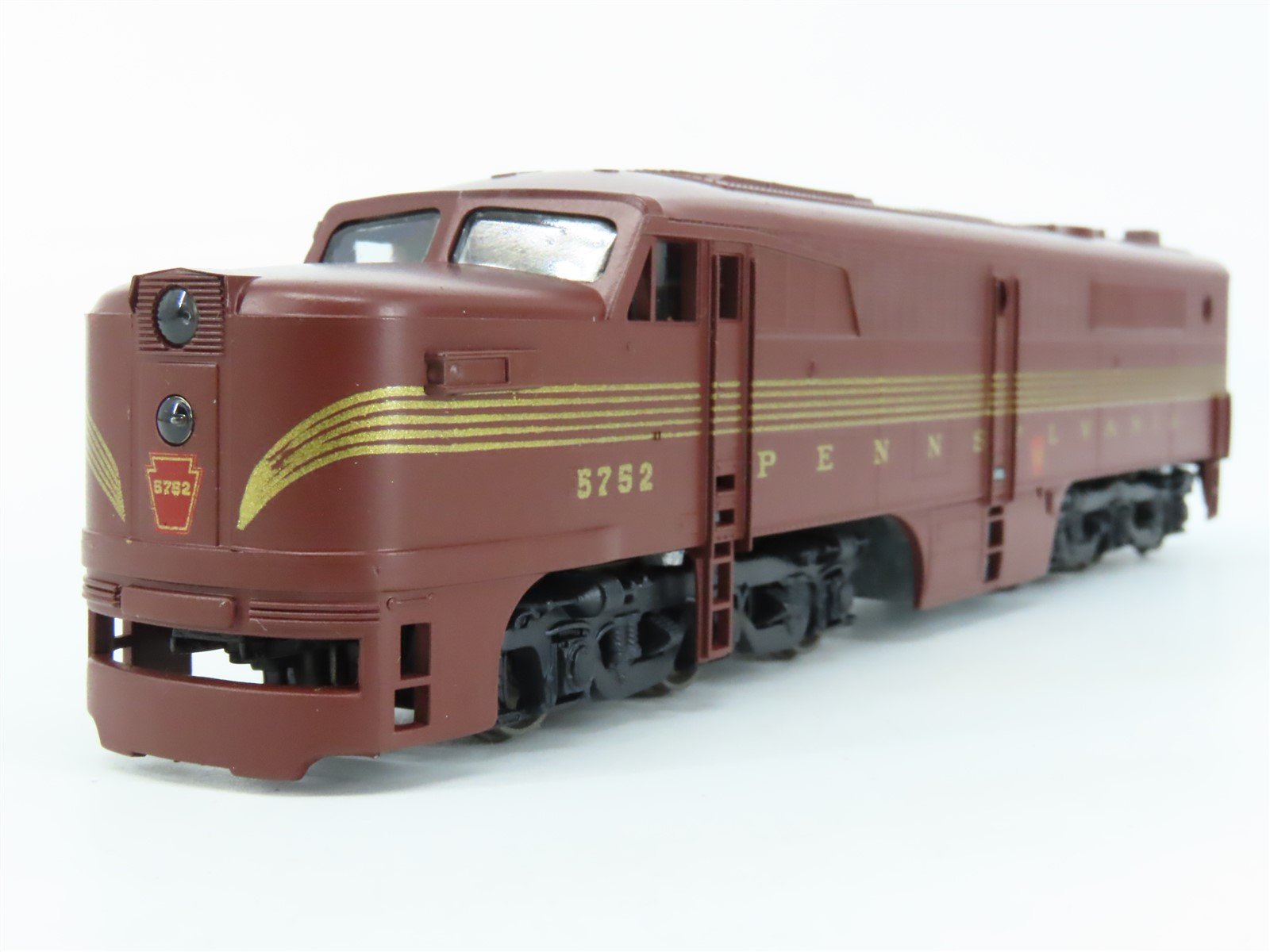 HO Scale Athearn 3324 PRR Pennsylvania ALCO PA-1 Diesel Locomotive #5752