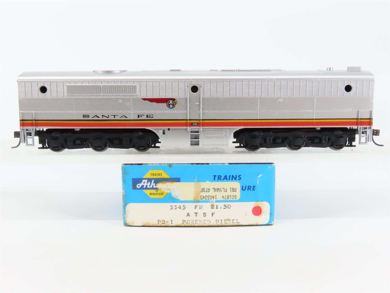 HO Scale Athearn 3345 ATSF Santa Fe "Warbonnet" ALCO PB-1 Diesel No#