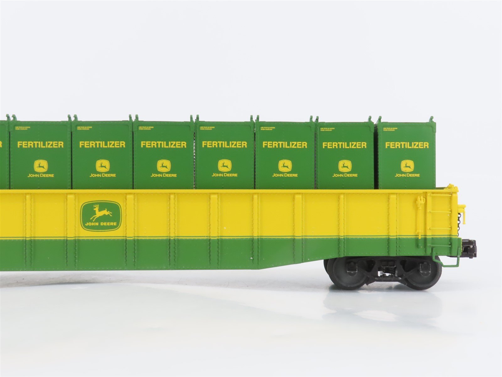 O 3-Rail Lionel 2426280 LP86322 John Deere 50' Gondola #26280 w/ Containers