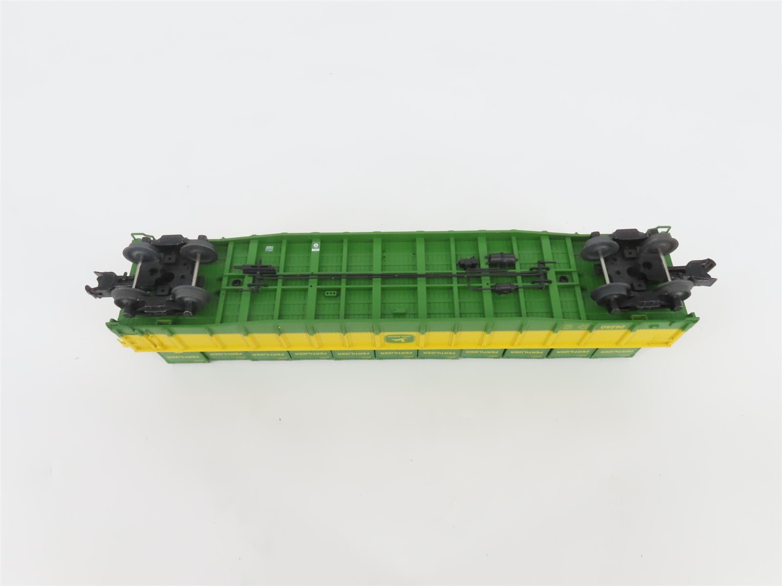 O 3-Rail Lionel 2426280 LP86322 John Deere 50' Gondola #26280 w/ Containers