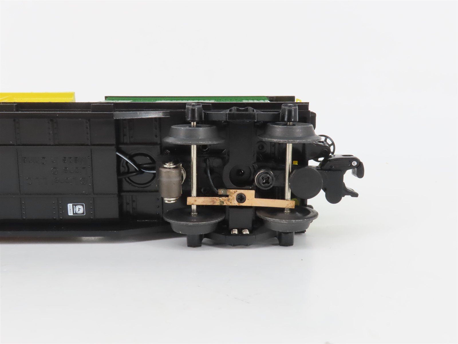O Gauge 3-Rail Lionel 2228390 LP80798 John Deere Work Caboose #28390 w/ Lighting