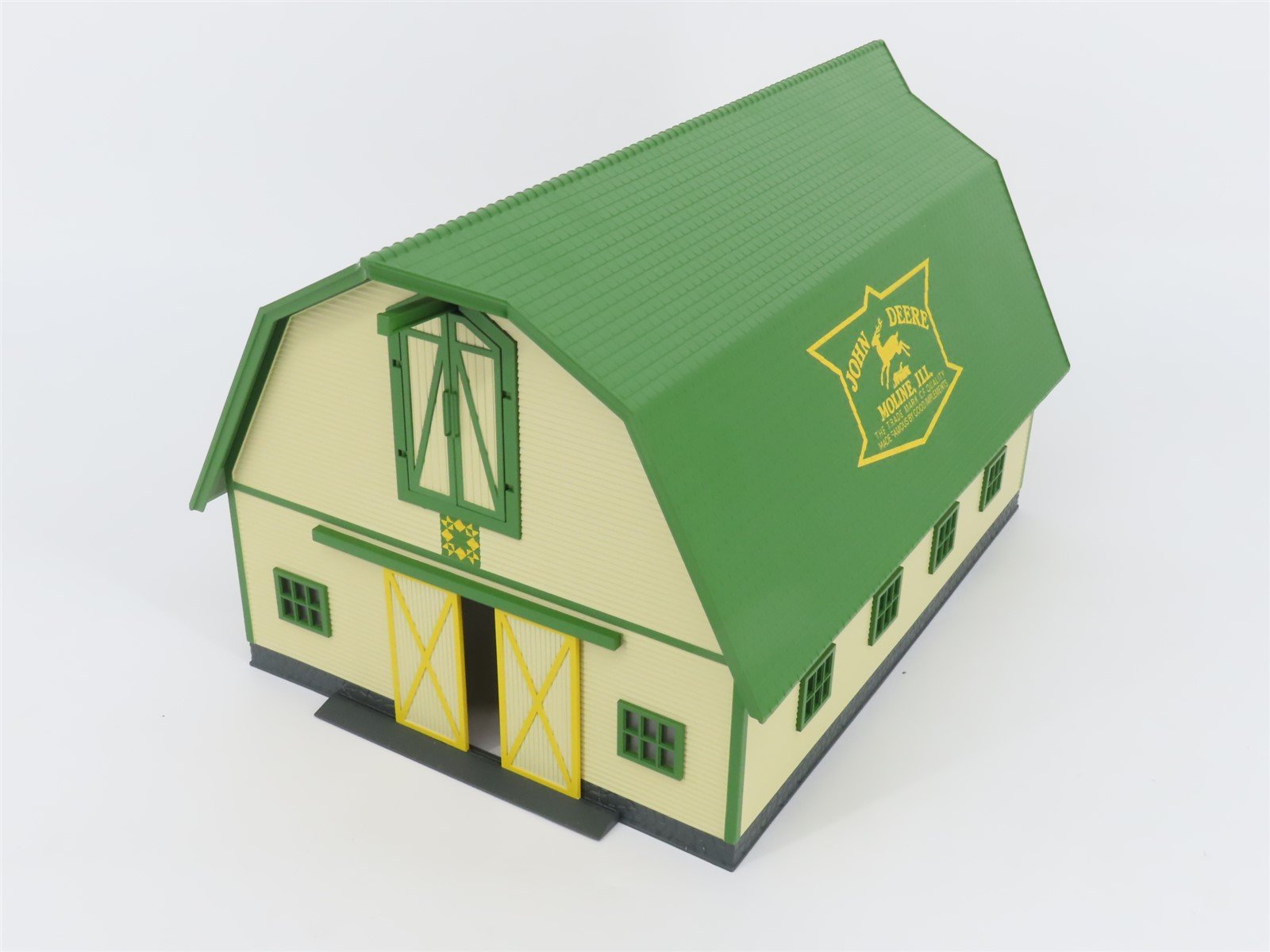 O 1/48 Scale Lionel 2429130 LP86728 John Deere Barn