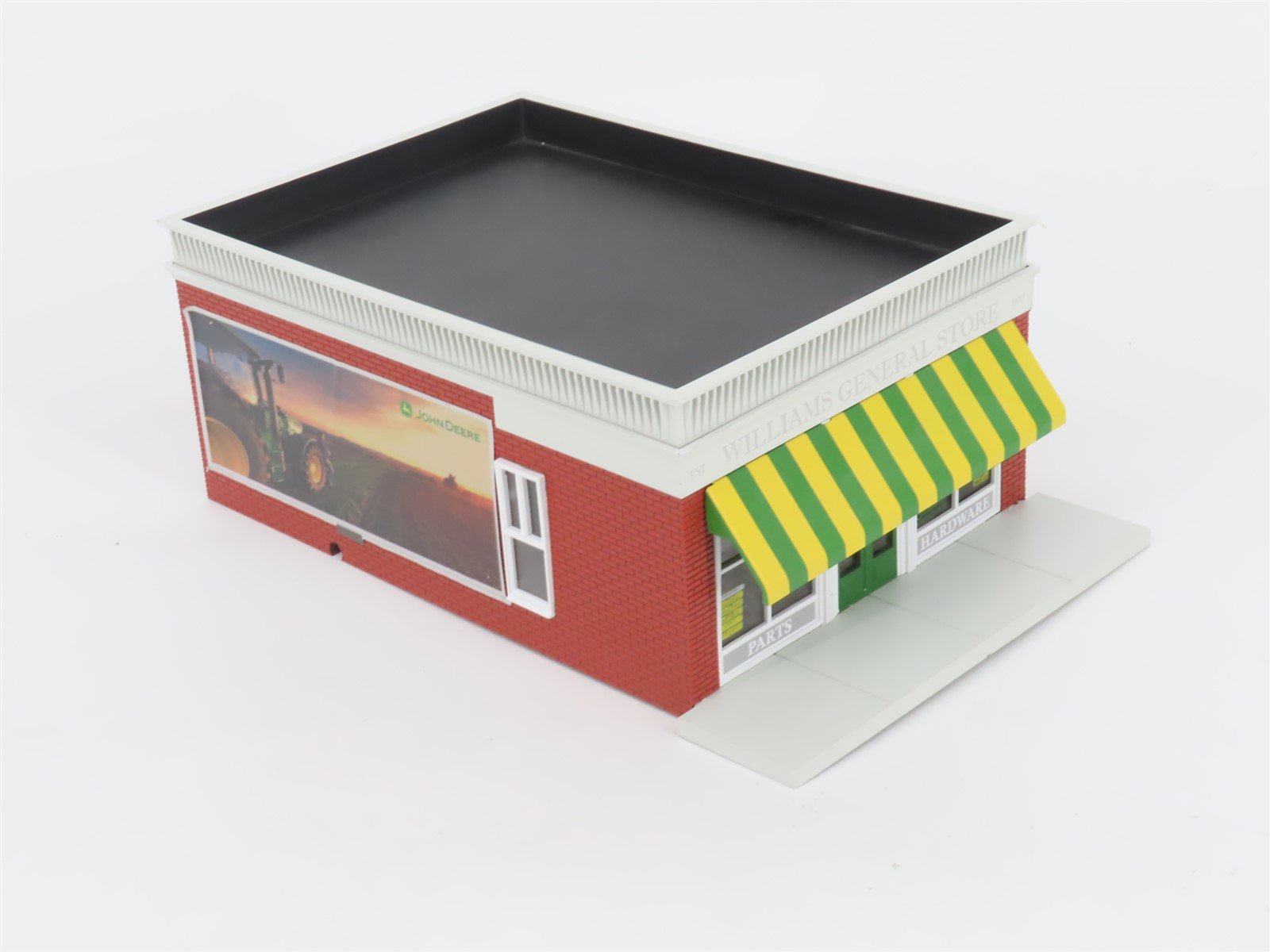 O 1/48 Scale Lionel 6-84481 John Deere / Williams General Store