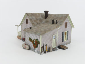 O 1/48 Scale Woodland Scenics BR5860 Old Homestead