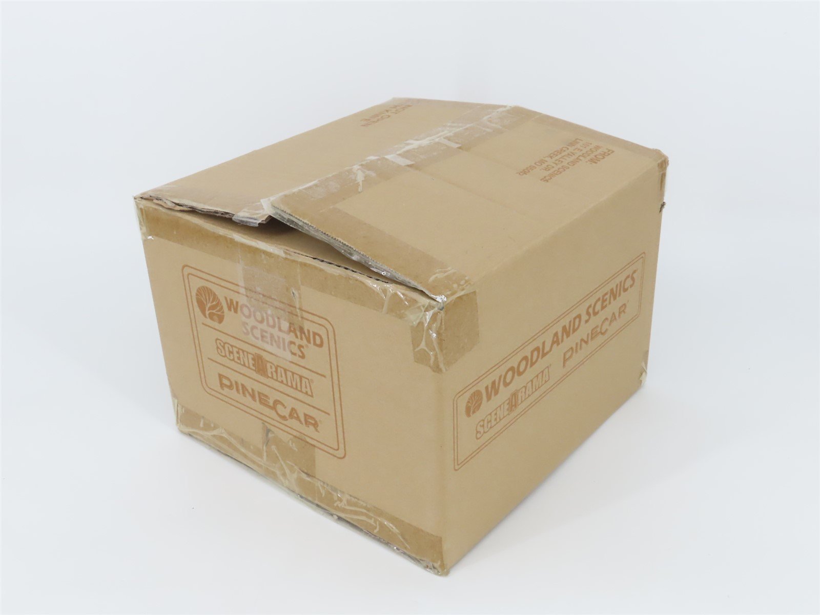 O 1/48 Scale Woodland Scenics BR5860 Old Homestead