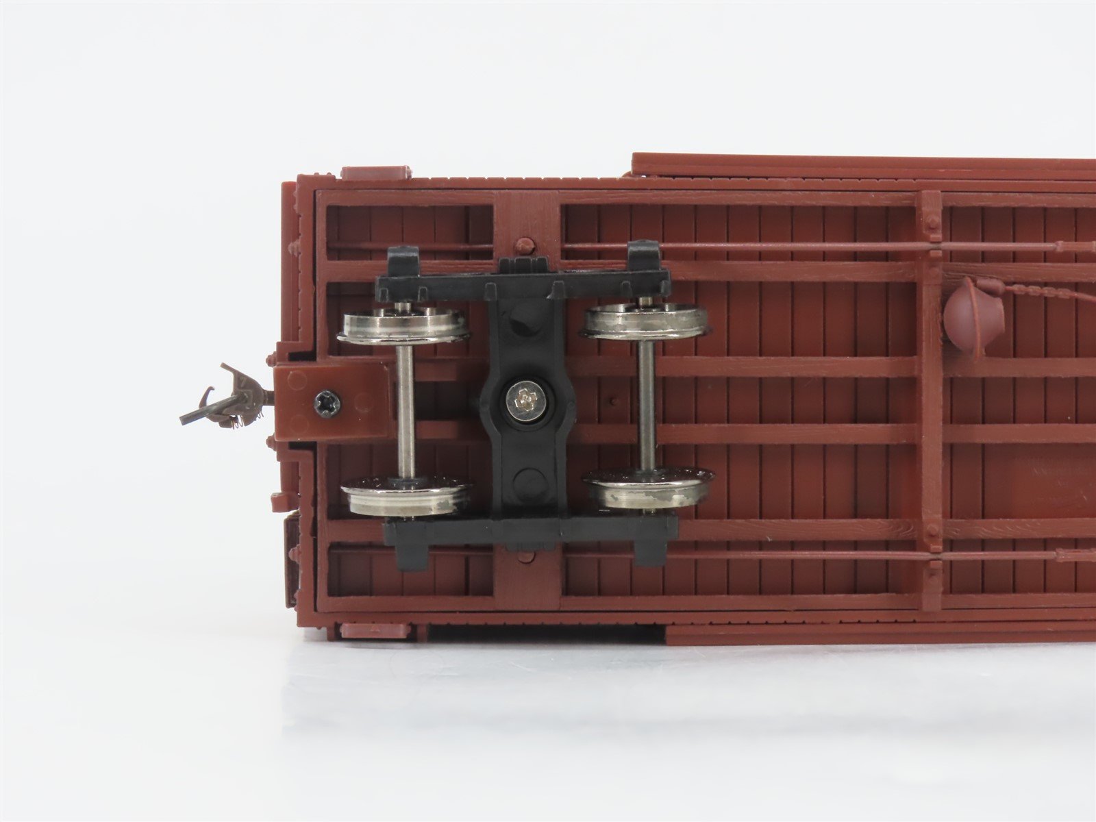 On30 Bachmann Spectrum 27635 C&D Chesapeake & Delaware Ventilated Box Car #200