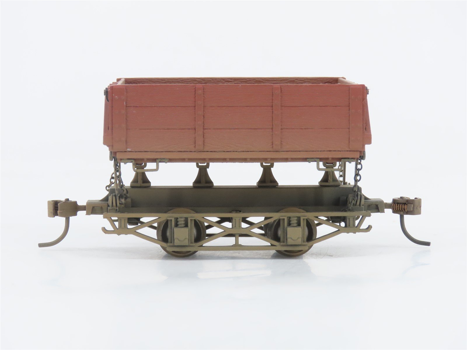On30 Bachmann Spectrum 29801 Unlettered Wood Side-Dump Cars 3-Pack - Weathered
