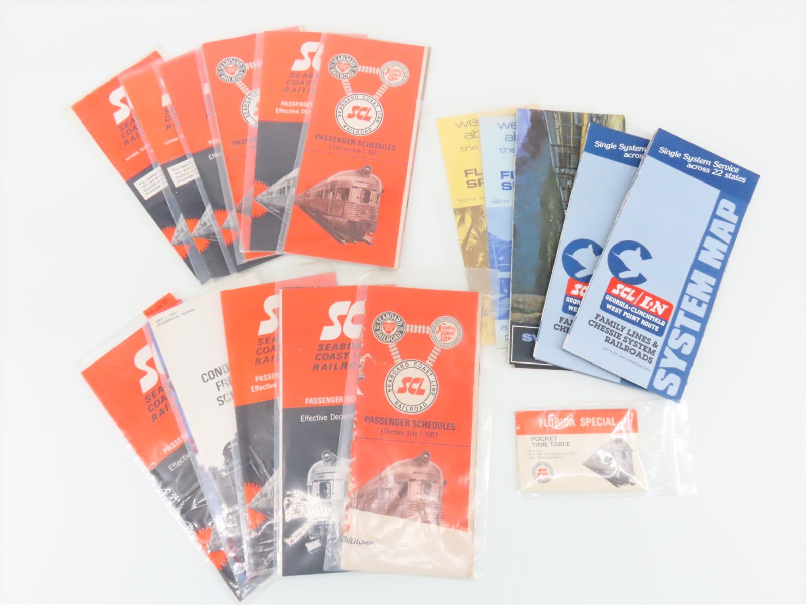 LOT of 14+ SCL & Family Lines/Chessie Public Timetables & Maps 1960s/70s/80s