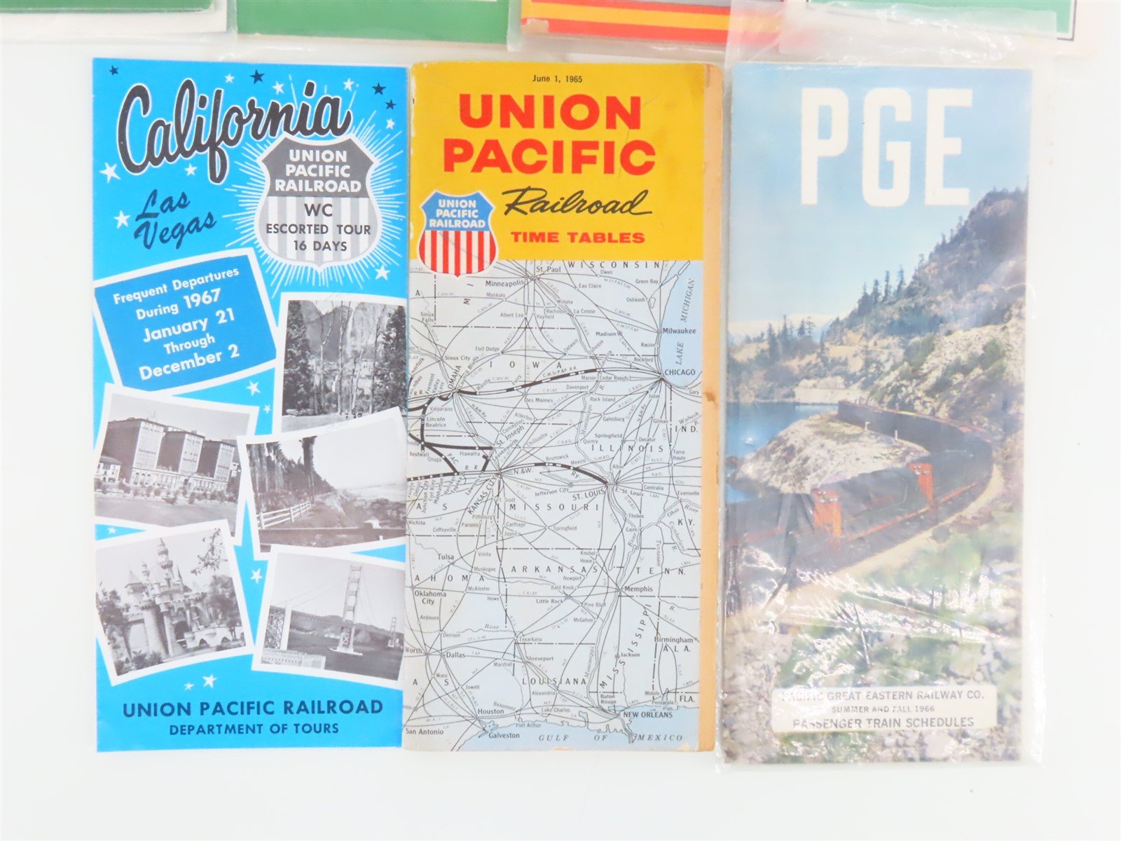 LOT of 12+ Assorted PGE, UP, RI, NP, GN, SP, & Other Public Timetables & More