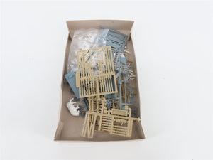 HO 1/87 Preiser Art.Nr. 16327 Rural Groups & Wagons Unpainted 60 Figures/People