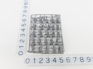 1:72 Scale Revell 2561 American Militia Unpainted Figures/People 50 Pieces