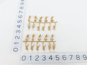 1:72 Scale Airfix 01711 Africa Corp Unpainted Figures/People 48 Pieces