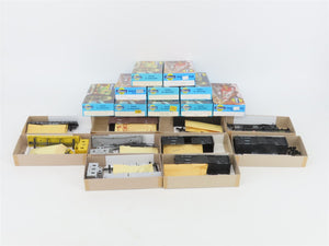 LOT of 10 HO Scale Athearn Kits ATSF, D&RGW, PRR, Koppers Assorted Freight Cars