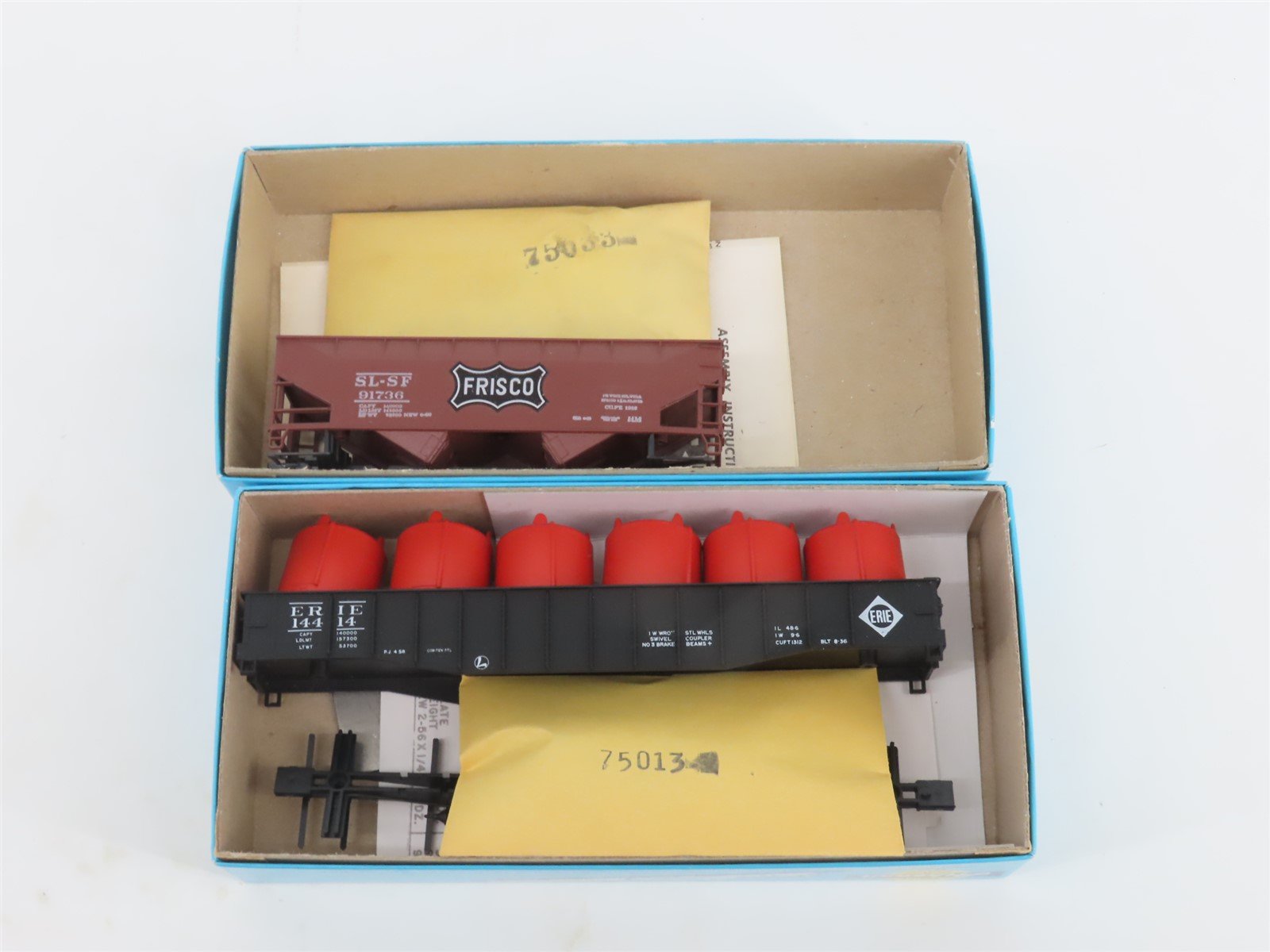 LOT of 10 HO Scale Athearn Kits D&RGW, N&W, SL-SF, & More Assorted Freight Cars